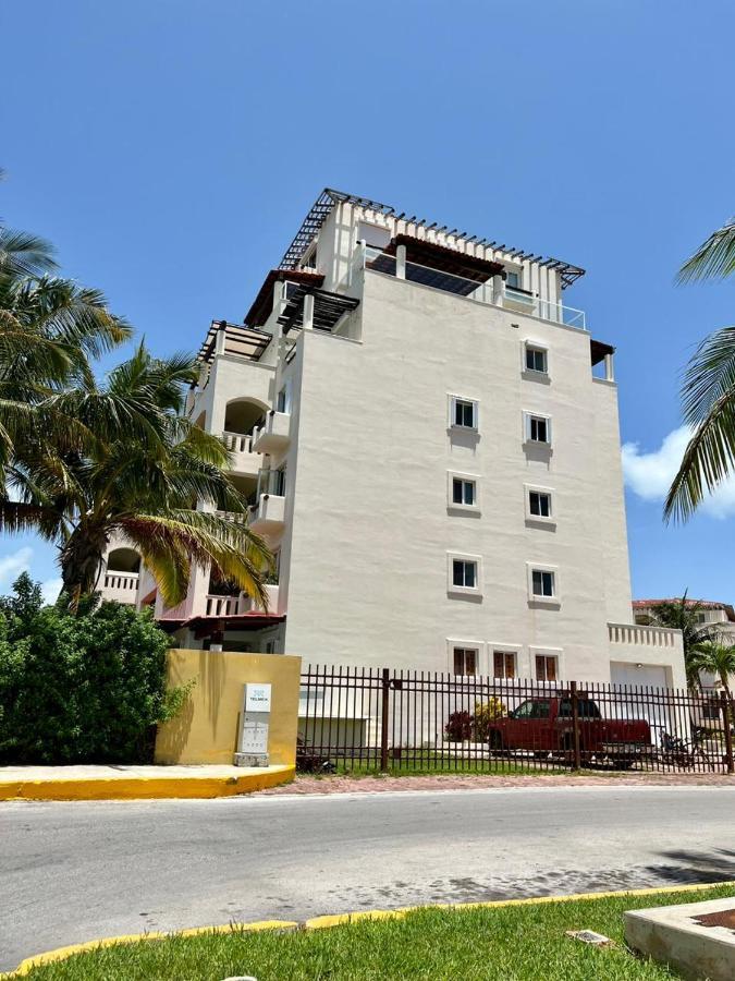 Waterfront Zone, Pool & Wi-fi Appartement *